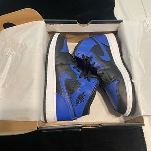 Nike Air Jordan 1 Mid